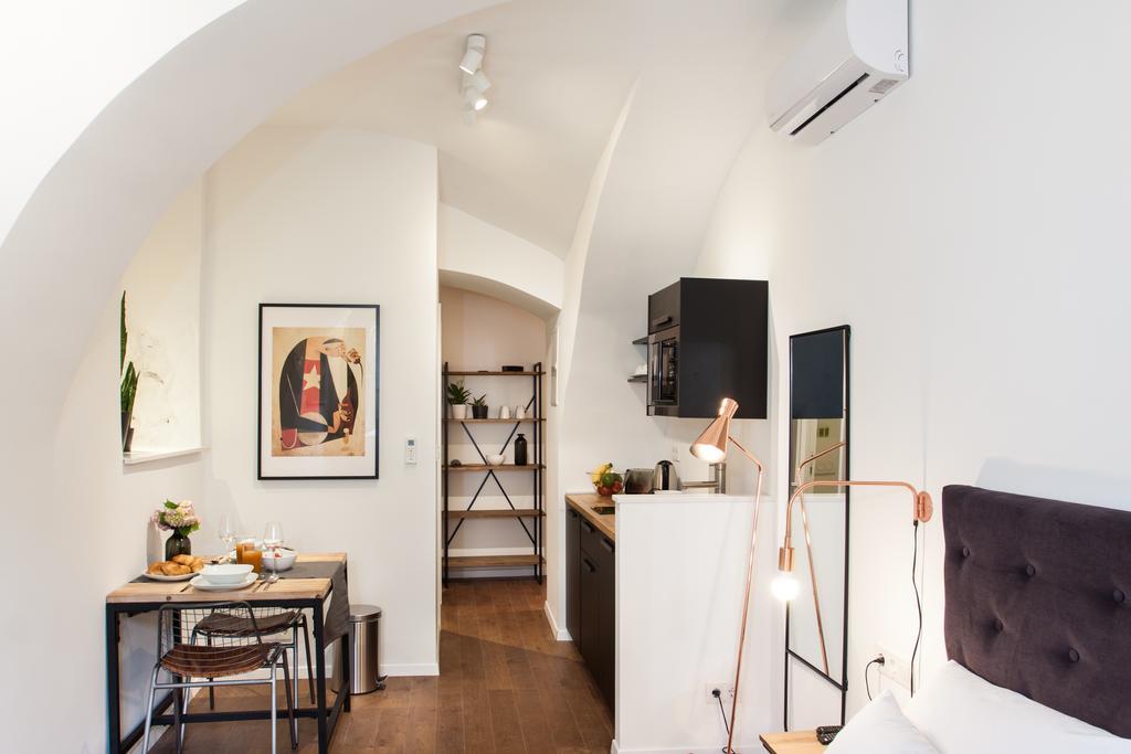 Irundo Zagreb - Old Town Apartments エクステリア 写真
